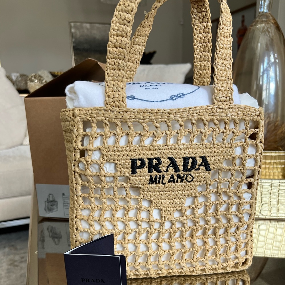 Prada small crochet raffia tote bag - Picture 1 of 16